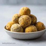 Traditional Italian Meatballs for 6 Servings | Tender & Moist
