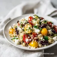 Healthy Greek Quinoa Salad Recipe