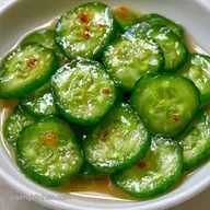 Pickled Cucumbers in 25 Minutes