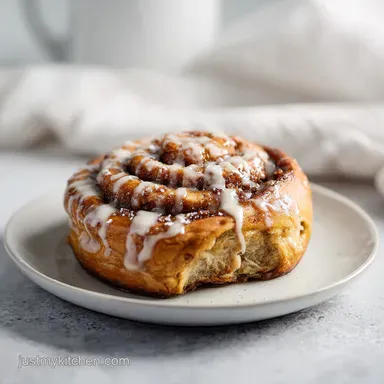 Banana Bread Cinnamon Rolls in 110 Minutes