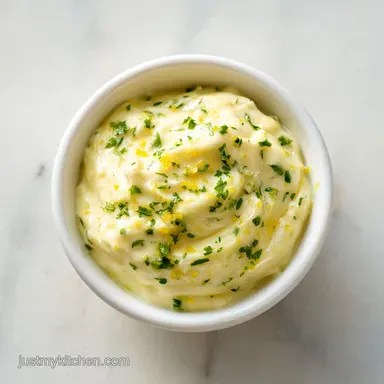 Creamy Garlic Lemon Butter Sauce: 10 Min Recipe Card
