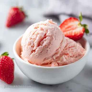 Strawberry Ice Cream: Creamy Recipe for 8 Servings Recipe Card