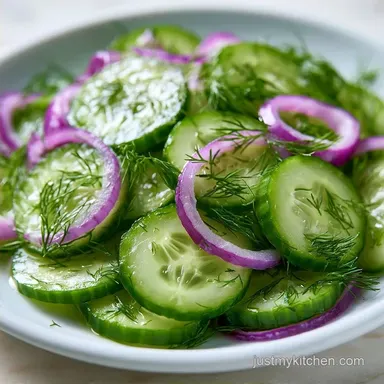 Refrigerator Dill Pickles in 20 Minutes